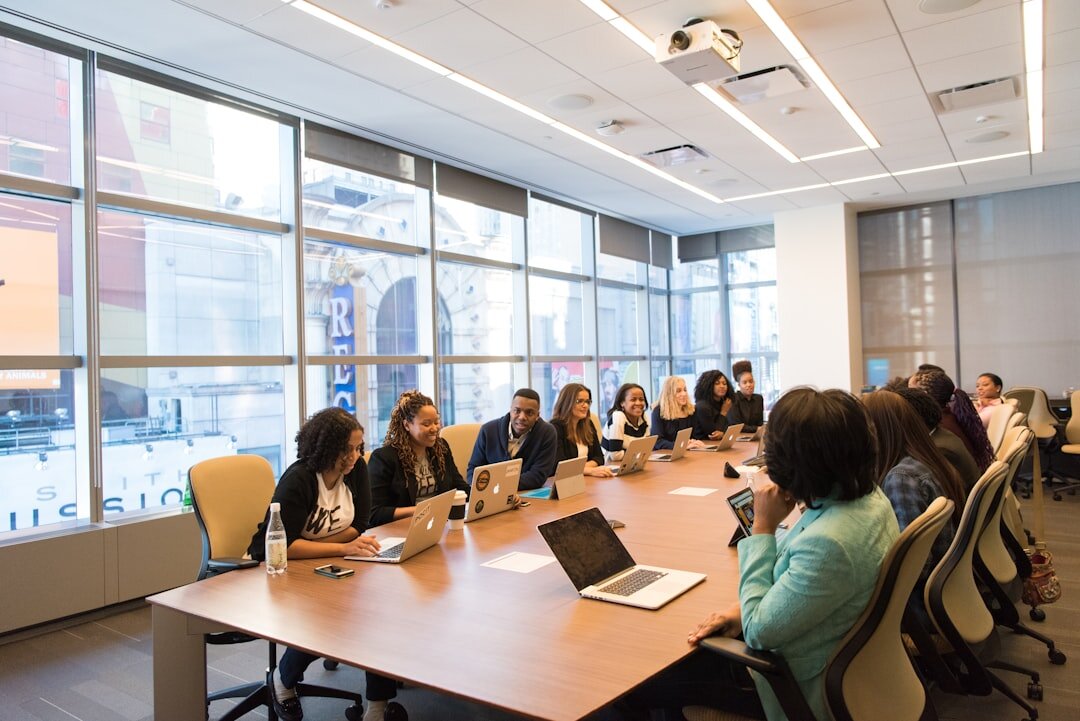 group discussion in meeting